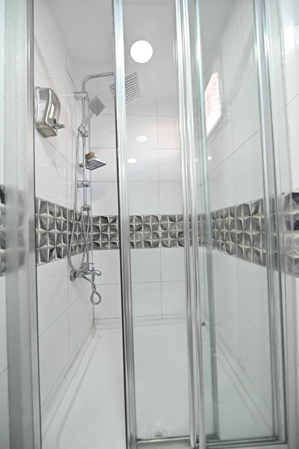 Отель Safir Gold 4*